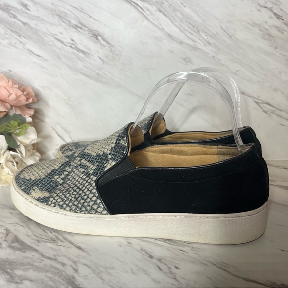 Vionic slip on snakeskin and black suede casual sneakers size 9.5 - Picture 13 of 16